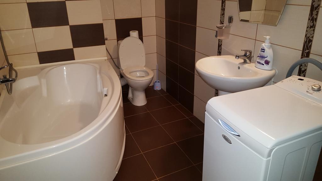 Sunlight Studio Apartment Oradea Exterior foto